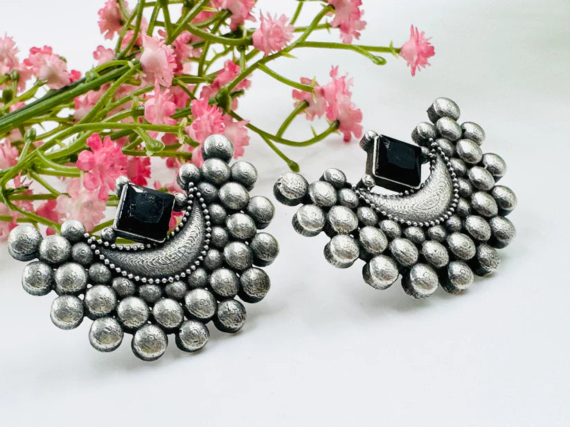 ELEGANT SILVER OXIDISED EARRINGS / TOPS