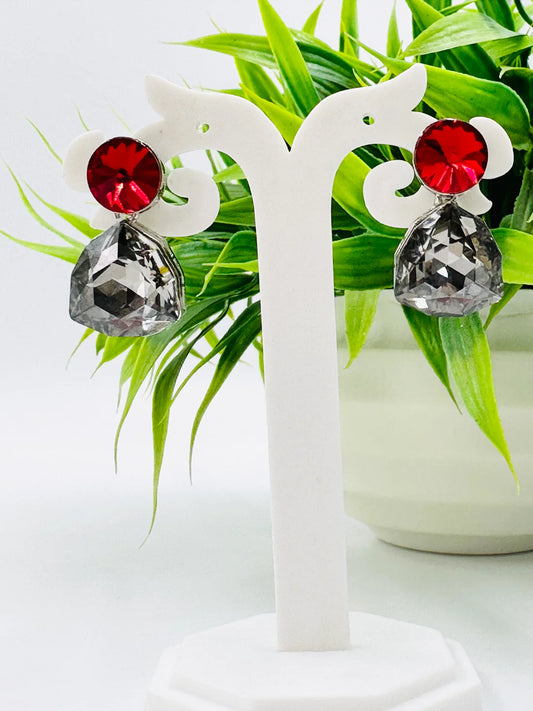 STUNNING RED AND GREY GLASS STONES EARRINGS