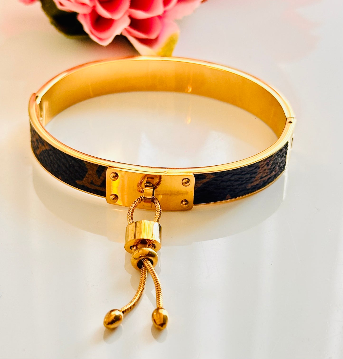 Leather Inlay Hinged Bangle
