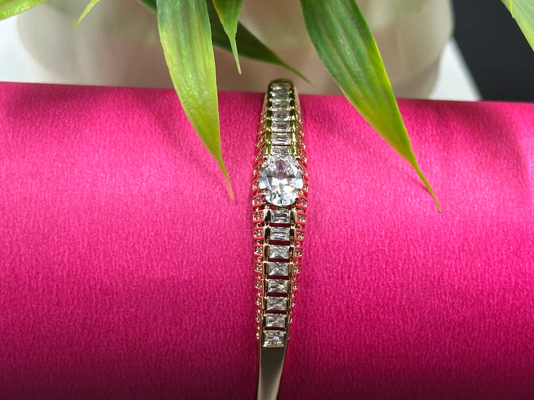 Solitaire Steel Bracelet