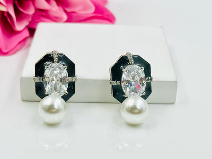 Black Stone Pearl Earrings